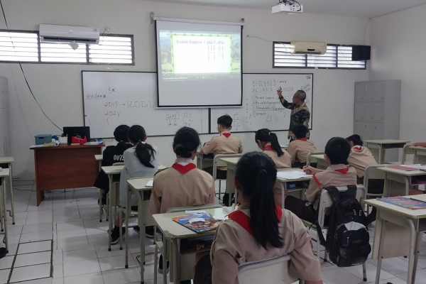Semalam di Cianjur : Visiting Sister School SMPK 1 PENABUR Jakarta ke SMPK PENABUR Cianjur