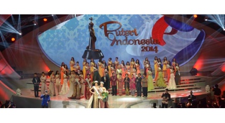 Puteri Indonesia 2014 Elvira Devinamira Memenuhi Komponen B3