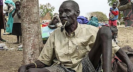 Pengungsi Sudan Selatan Menjadi Relawan LWF di Adjumani, Uganda