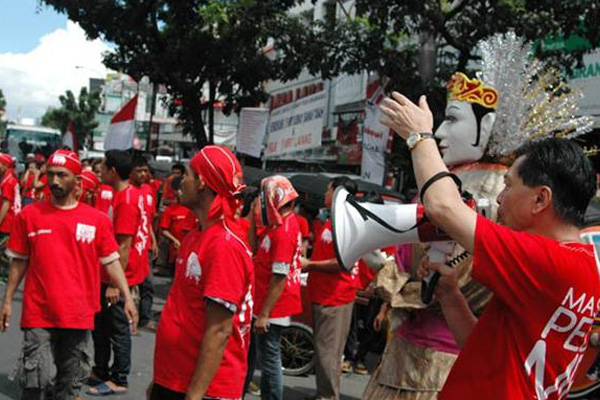 Demo Tolak MRT di Fatmawati