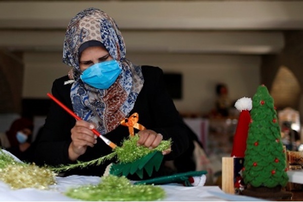 Natal Tahun Ini Suram bagi Perempuan Pengrajin di Gaza