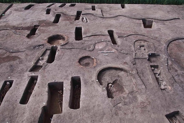 Arkeolog Temukan Makam Kuno dari Masa 6.000 SM di Mesir