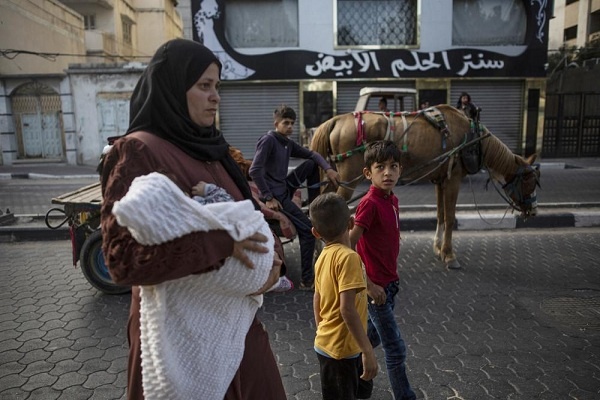 Warga Gaza Melarikan Diri dari Daerah Dekat Perbatasan