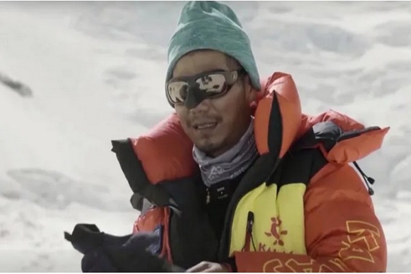 Zhan Hong, Pria Buta Asia Pertama Mendaki Everest