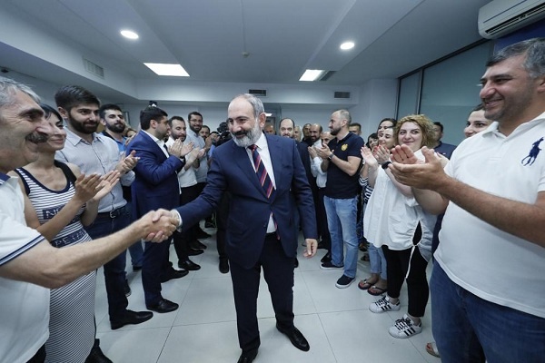 Nikol Pashinyan Menang dalam Pemilu Parlemen Armenia