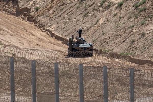 Israel Gunakan Kendaraan Robot untuk Patroli Perbatasan dengan Gaza
