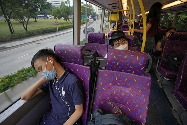 Wisata Baru di Hong Kong: Tur untuk Tidur di Bus
