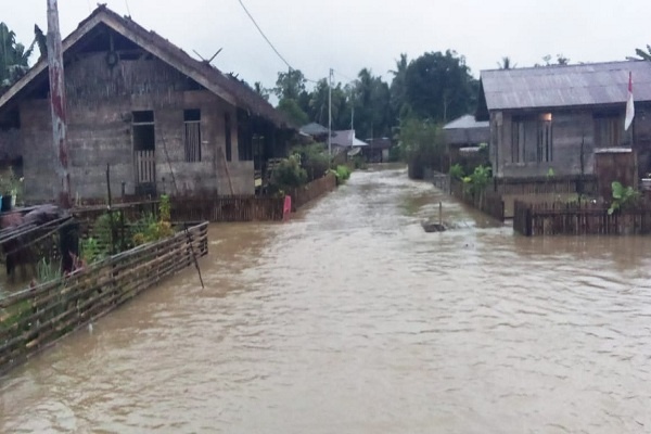 Banjir Melanda Siberut, Mentawai dan Pasaman Barat
