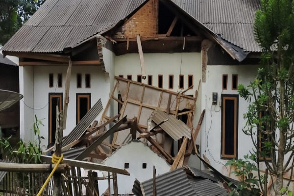 257 Rumah Rusak Akibat Gempa 6,7 di Banten