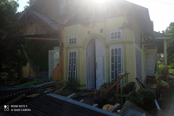 Puluhan Rumah Rusak Akibat Gempa di Sumatera Barat