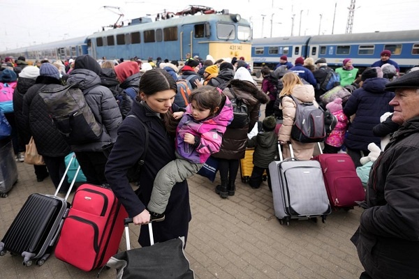 Perkembangan Invasi Rusia:  Pengungsi Ukraina Mencapai Dua Juta