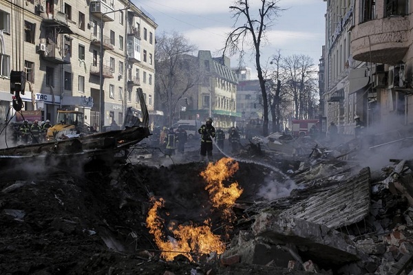 Gerakan Pasukan Rusia Terhambat, Negosiasi dengan Ukraina Terus Dilakukan