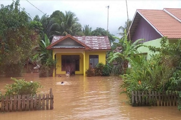 Banjir Melanda Kota Bengkulu, Tanah Longsor Terjadi di Mamasa dan Mamuju