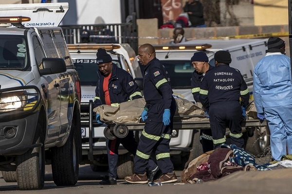 Penembakan Massal di Afrika Selatan, 15 Orang Tewas