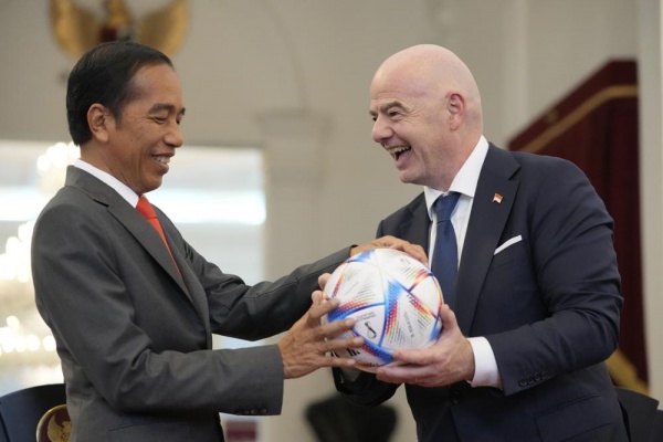 Transformasi Sepakak Bola Indonesia, Gianni Infantino: FIFA Ada di Sini Bersama Anda