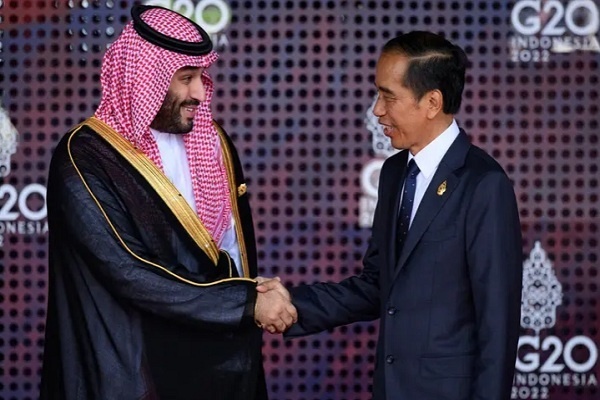 Putra Mahkota Saudi Sampaikan Selamat pada Jokowi Atas Sukses KTT G20