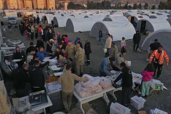 PBB Serukan Bantuan Korban Gempa, Tapi Dikritik Lebih Besar untuk Turki