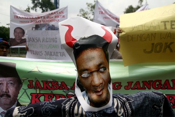 HMI Kembali Menggelar Aksi Menuntut Jokowi 