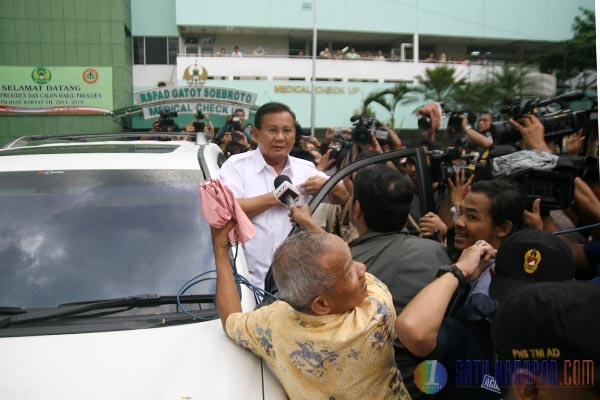 Prabowo dan Hatta Selesai Jalani Tes Kesehatan