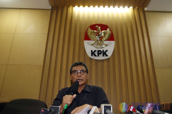 KPK: Wali Kota Palembang dan Istrinya Tersangka Suap