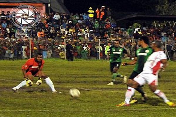 Persipura Juara Liga Super Indonesia 2012 - 2013