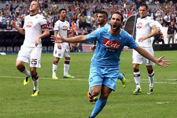 Benitez Puas Keunggulan Napoli Atas Torino, Tetapi Butuh Kerja Keras