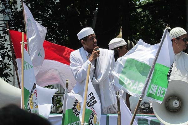 Beda Agama, FPI Demo Tolak Basuki Gubernur