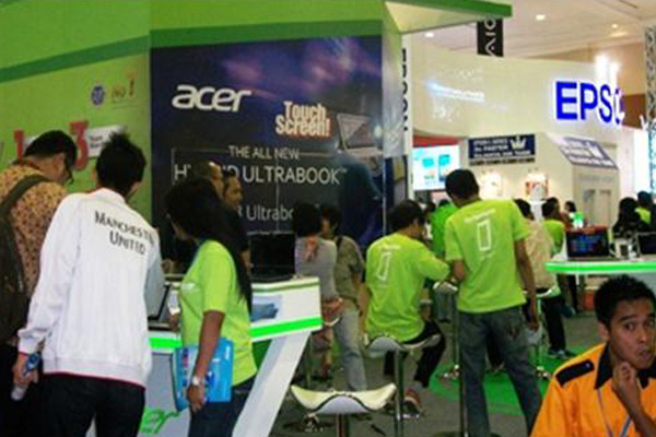 Antusias di Indonesia IT Gadget & Electronic Show 2013