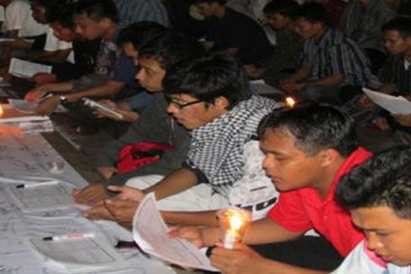 Muslim Syiah Ber-Tawassul di Bundaran HI Jakarta