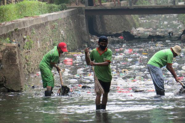 Bersih Sampah Demi Lingkungan Bersih dan Indah