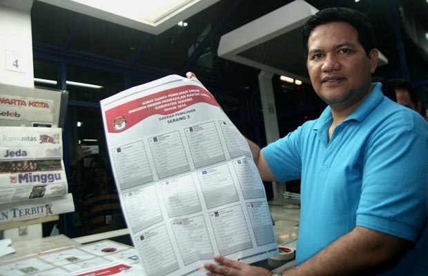Ketua KPU Pantau Pencetakan Surat Suara Pemilu 2014