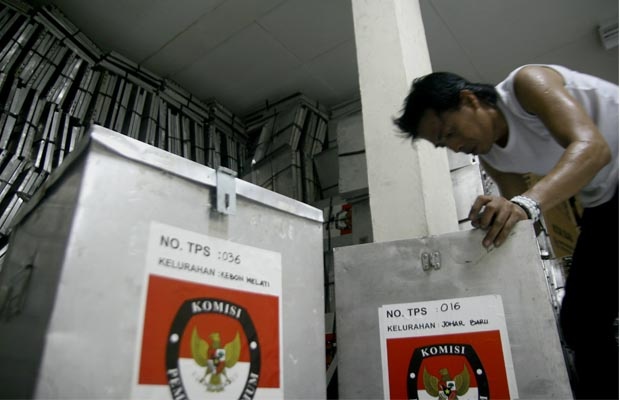 Pemilu 2014: Distribusi Logistik Pemilu Wilayah Jakarta Pusat