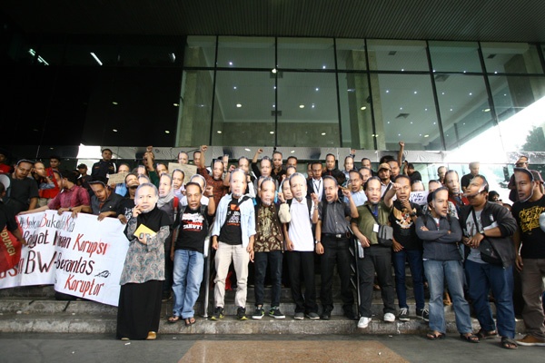 Aksi Dukung KPK Masih Berlangsung