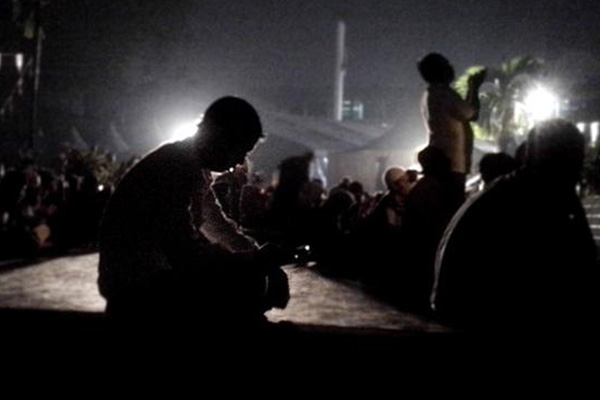 Ratusan Jemaat Muslim Gelar Doa Bersama 10 Orang Pegowes Syiah Sampang 