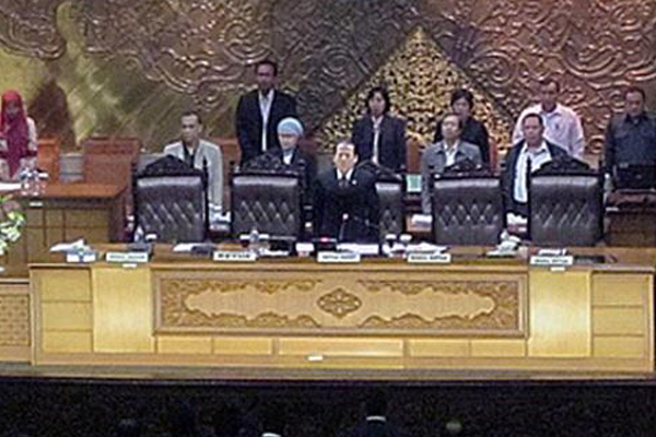   DPR Setujui RUU Ormas Secara  Voting 