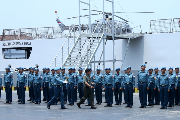Panglima TNI Lepas Kontingen Garuda ke Lebanon 