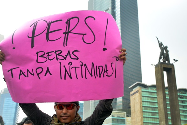 Aksi Solidaritas Wartawan untuk Wartawan Makassar