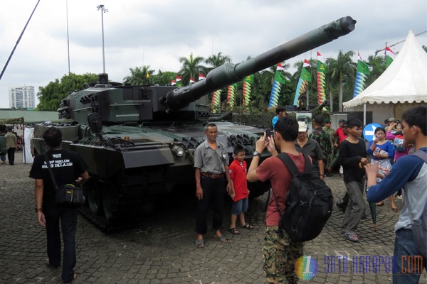 Ribuan Warga Kunjungi Pameran Alutsista TNI AD