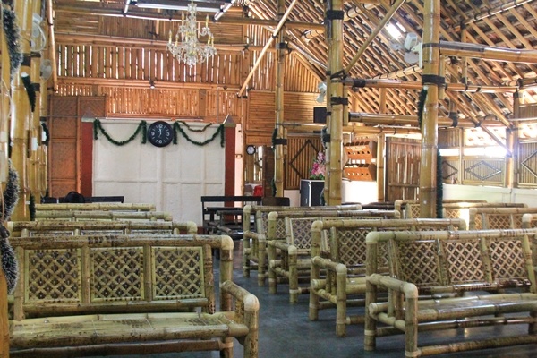 Gereja Kristen Jawa Bambu Angkat Nilai Lokal