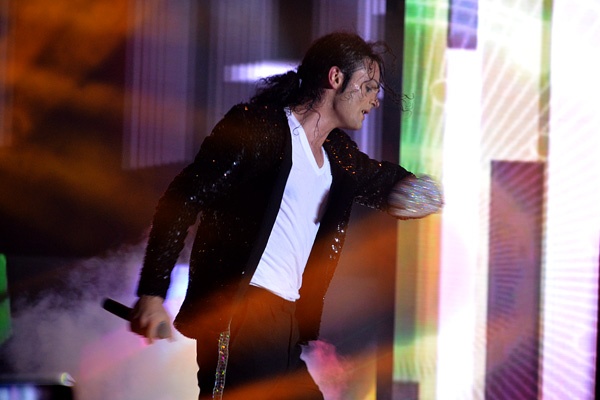 La Piazza Gelar Kompetisi Mirip Michael Jackson