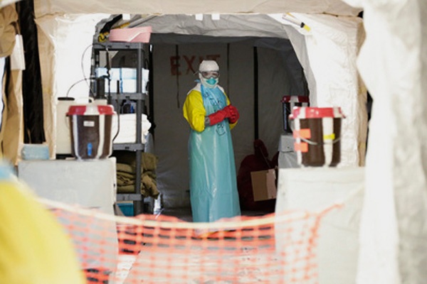 Korban Jiwa Virus Ebola Mencapai 8000 Jiwa