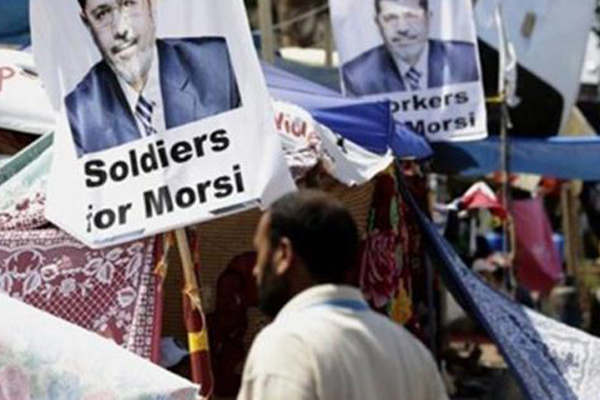 Militer Mesir dan Ikhwanul Muslimin Sama-sama Serukan Pendukungnya Turun ke jalan