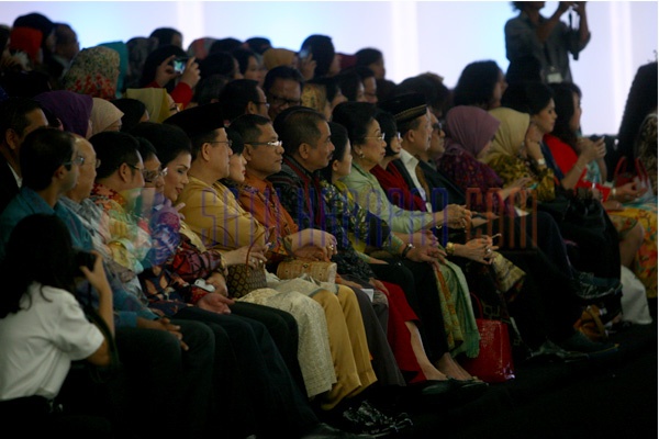 Indonesia Fashion Week 2015 Resmi Dibuka