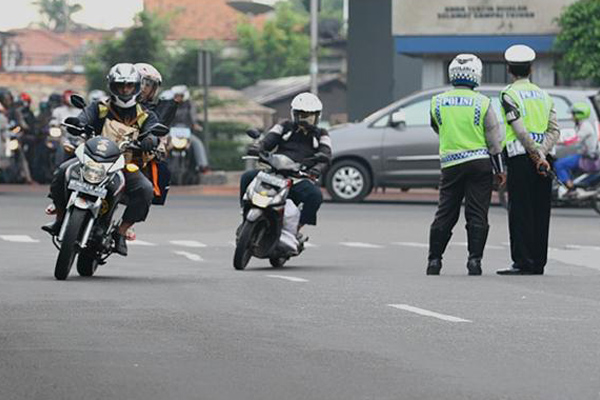 Polisi Menggelar Operasi Ketupat untuk Ketertiban dan Keamanan Arus Mudik