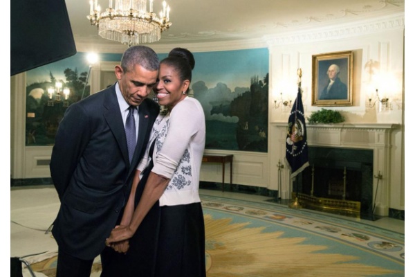 Foto-foto Paskah Resmi Keluarga Obama Penuh Senyum dan Kemesraan
