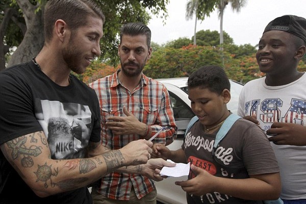 Sergio Ramos Jadi Duta Unicef, Hibur Anak-anak Kuba