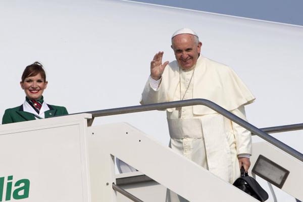 Paus Sampaikan Solidaritas di 3 Negara Miskin Amerika Latin