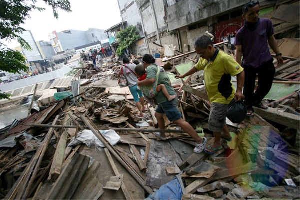 Pemprov DKI Targetkan Relokasi Warga Kampung Pulo Seminggu