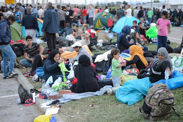 Hungaria dan Austria Bahas Krisis Gelombang Imigran 