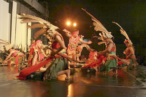Manggatang Utus Budaya Huma Betang di Malioboro Yogyakarta